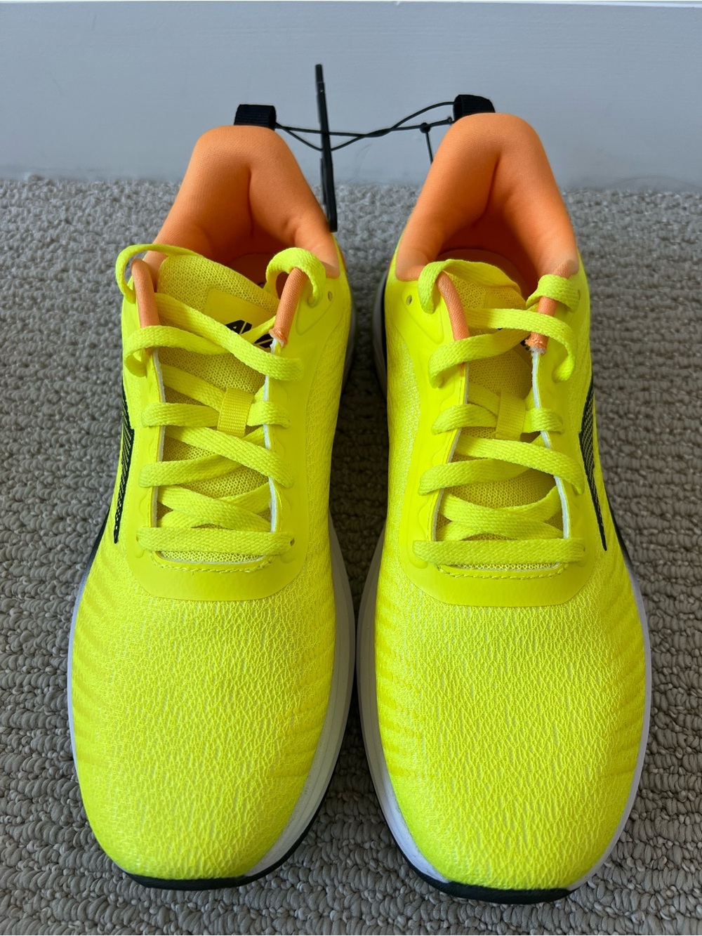 Avia Men's Hypersonic Gel Running Shoes size9 NWT $12